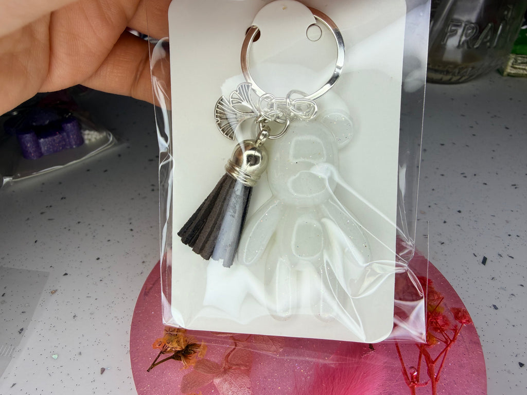 Pre-made teddy bear keyrings✨